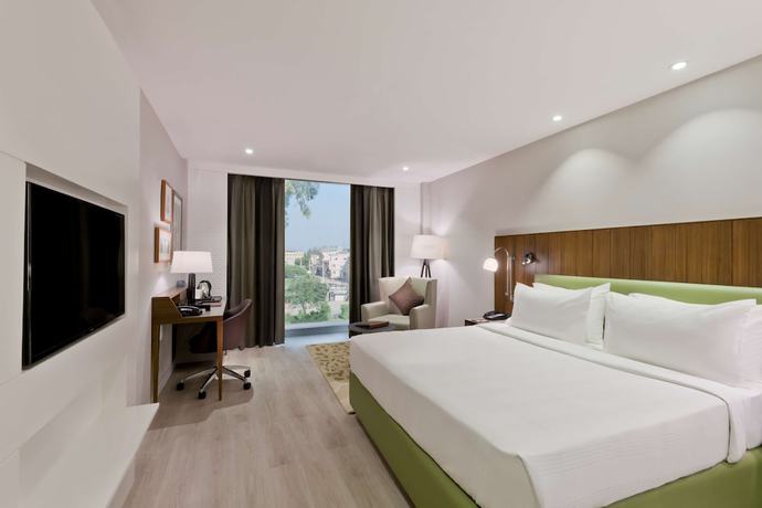Imagen de la habitación del Hotel Country Inn And Suites By Radisson Zirakpur. Foto 13
