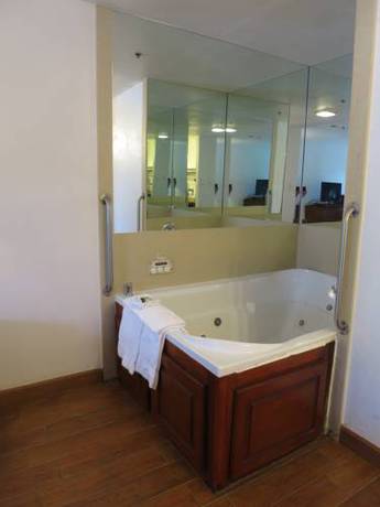Imagen de la habitación del Hotel Country Inn, Ontario. Foto 4