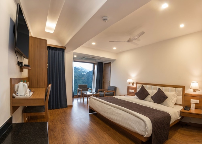Imagen de la habitación del Hotel Country Inn Premier Pacific Mall Road Mussoorie. Foto 7