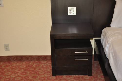 Imagen de la habitación del Hotel Country Inn Sonora. Foto 10