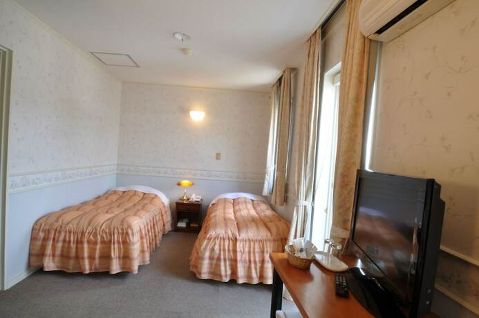 Imagen general del Hotel Country Inn The White Marine. Foto 14