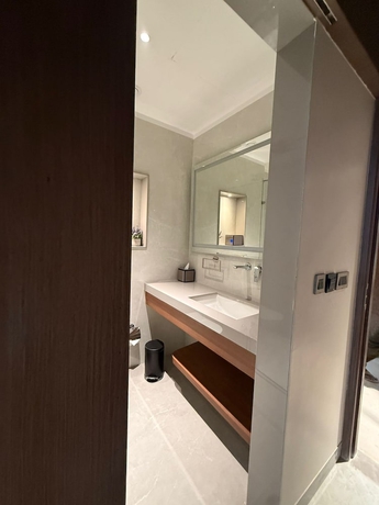 Imagen de la habitación del Hotel Country Inn Varanasi. Foto 13