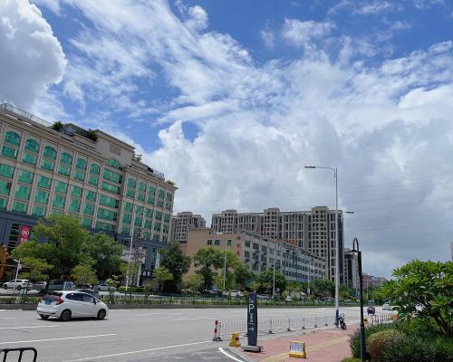 Imagen general del Hotel Country Inn & Suite by Radisson, Guangzhou Huadu Shiling. Foto 7