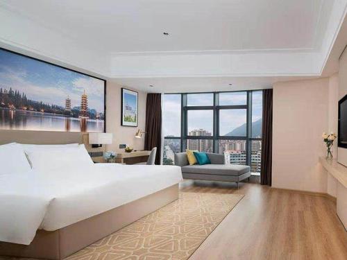 Imagen general del Hotel Country Inn & Suite by Radisson, Guiping Xishan. Foto 1