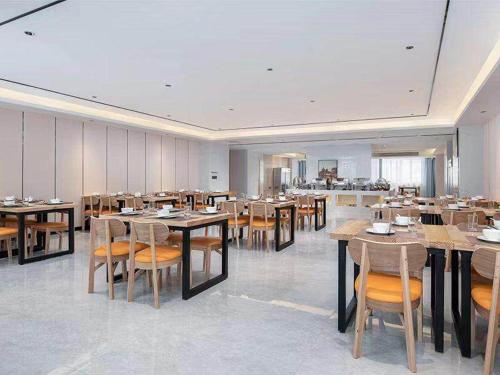 Imagen general del Hotel Country Inn & Suite by Radisson, Guiping Xishan. Foto 2