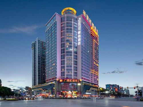 Imagen general del Hotel Country Inn & Suite by Radisson, Guiping Xishan. Foto 7