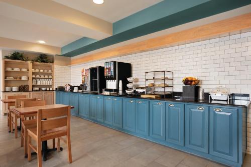 Imagen general del Hotel Country Inn & Suites Bowling Green. Foto 3