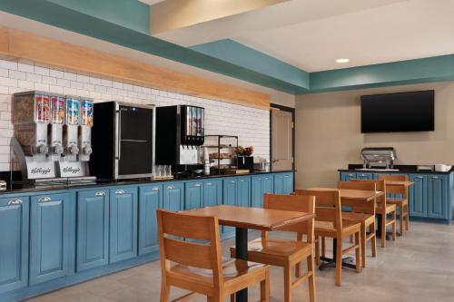 Imagen general del Hotel Country Inn & Suites Bowling Green. Foto 6