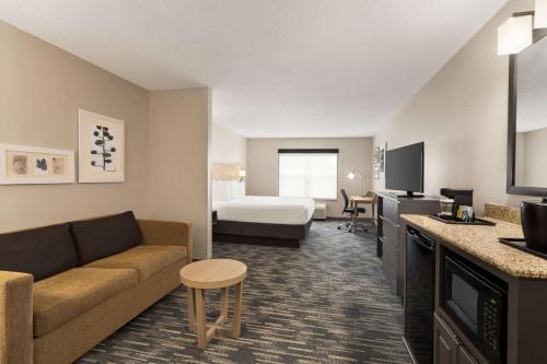 Imagen de la habitación del Hotel Country Inn & Suites By Radisson, Boise West, Id. Foto 12