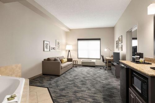 Imagen de la habitación del Hotel Country Inn & Suites By Radisson, Boise West, Id. Foto 16