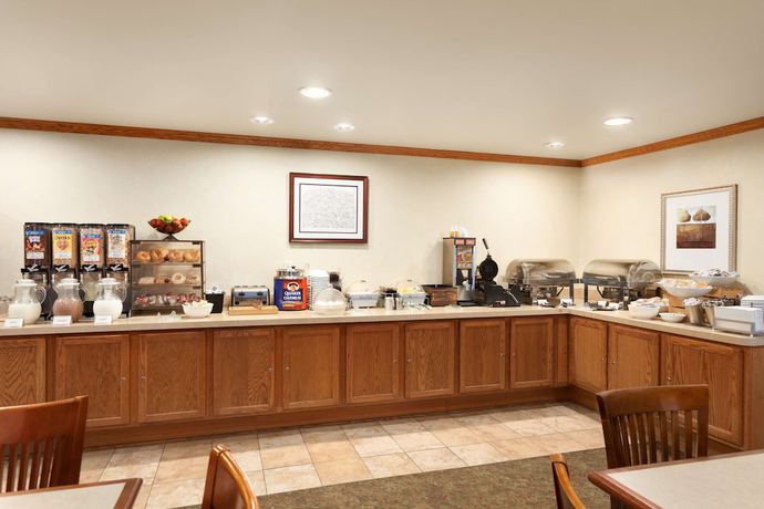 Imagen del bar/restaurante del Hotel Country Inn & Suites By Radisson, Carlisle, PA. Foto 5