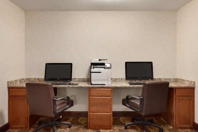 Imagen de los interiores del Hotel Country Inn & Suites By Radisson, Coon Rapids, Mn. Foto 19