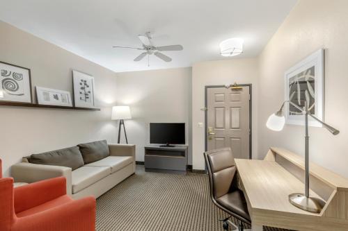 Imagen de la habitación del Hotel Country Inn & Suites By Radisson, Elk Grove Village. Foto 10
