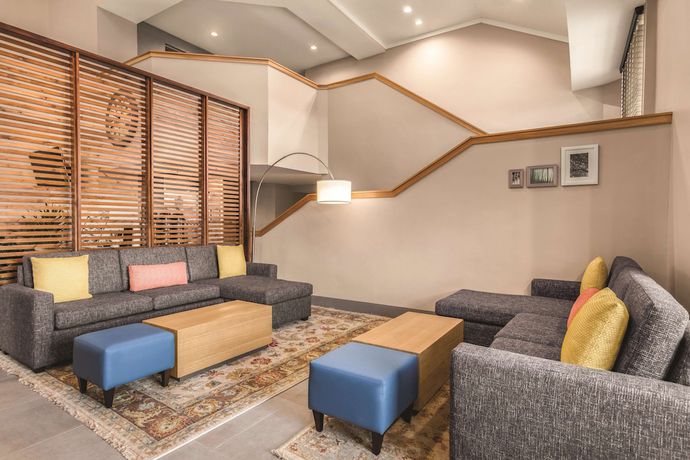 Imagen de los interiores del Hotel Country Inn & Suites By Radisson, Erie. Foto 18