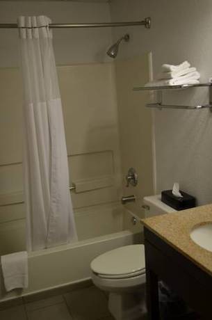 Imagen de la habitación del Hotel Country Inn & Suites By Radisson, Frederick. Foto 4