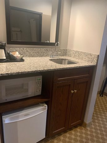 Imagen de la habitación del Hotel Country Inn & Suites By Radisson, Gettysburg. Foto 14