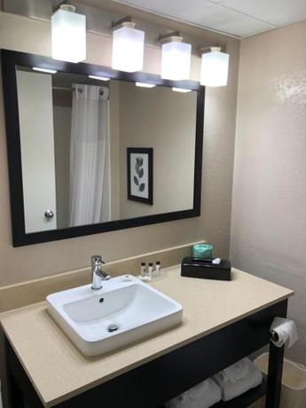 Imagen de la habitación del Hotel Country Inn & Suites By Radisson, Greenville, Nc. Foto 16