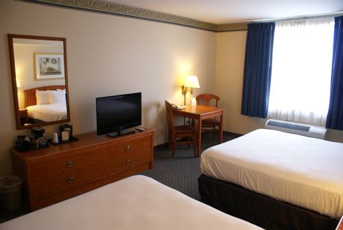 Imagen de la habitación del Hotel Country Inn & Suites By Radisson, Lansing. Foto 2