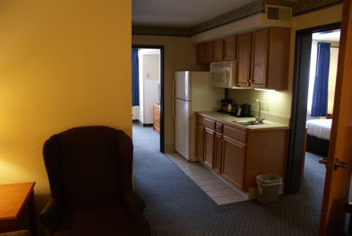 Imagen de la habitación del Hotel Country Inn & Suites By Radisson, Lansing. Foto 14
