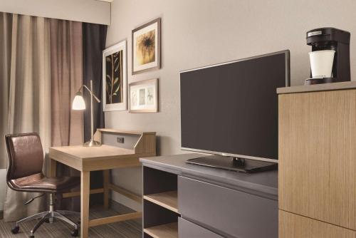 Imagen de la habitación del Hotel Country Inn & Suites By Radisson, Merrillville, In. Foto 8