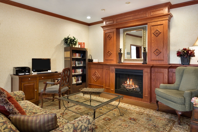 Imagen de los interiores del Hotel Country Inn & Suites By Radisson, Michigan City, IN. Foto 17