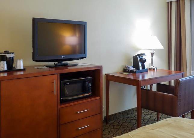 Imagen de la habitación del Hotel Country Inn & Suites By Radisson, Mishawaka, In. Foto 10