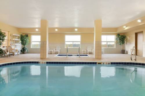 Imagen de la habitación del Hotel Country Inn & Suites By Radisson, Moline Airport,. Foto 9
