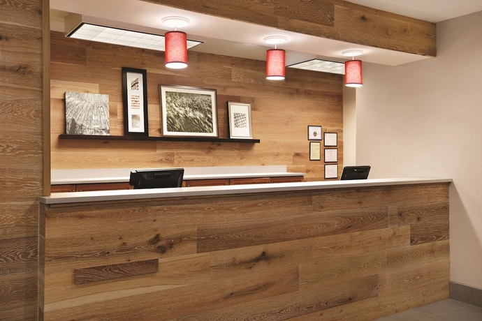 Imagen de los interiores del Hotel Country Inn & Suites By Radisson, Newnan, Ga. Foto 15