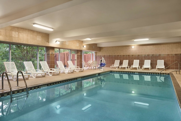 Imagen de la piscina del Hotel Country Inn & Suites By Radisson, Newnan, Ga. Foto 19