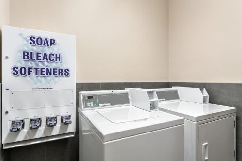 Imagen general del Hotel Country Inn & Suites By Radisson, Novi, Mi. Foto 5