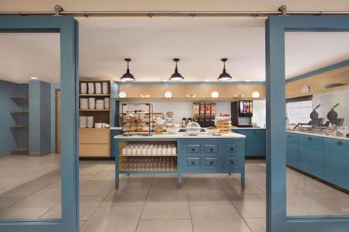 Imagen del bar/restaurante del Hotel Country Inn & Suites By Radisson, Pigeon Forge Sou. Foto 9