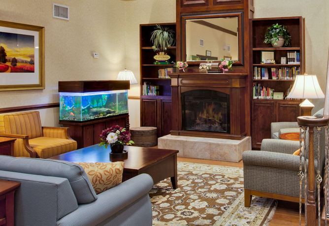 Imagen de los interiores del Hotel Country Inn & Suites By Radisson, Port Charlotte,. Foto 11