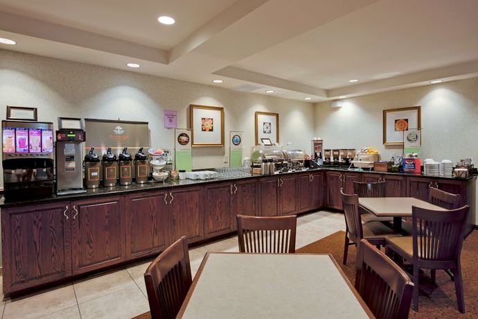 Imagen del bar/restaurante del Hotel Country Inn & Suites By Radisson, Port Charlotte,. Foto 3