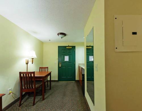 Imagen general del Hotel Country Inn & Suites By Radisson, Raleigh-durham. Foto 1