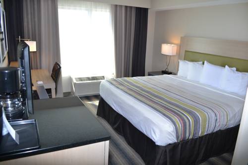 Imagen de la habitación del Hotel Country Inn & Suites By Radisson, Roseville. Foto 6