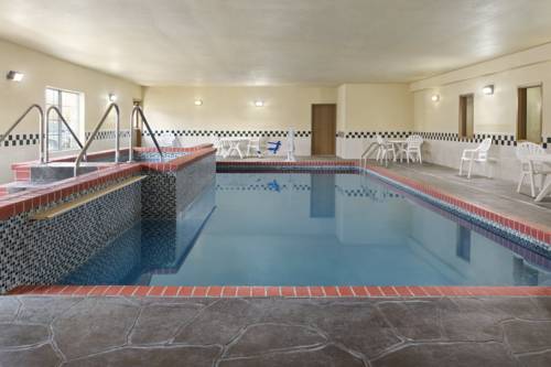 Imagen de la habitación del Hotel Country Inn & Suites By Radisson, Topeka West. Foto 5