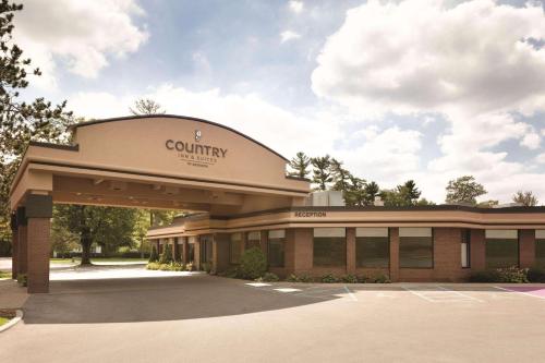 Imagen general del Hotel Country Inn & Suites By Radisson, Traverse City, MI. Foto 11