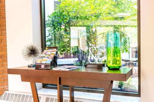 Imagen general del Hotel Country Inn & Suites By Radisson, Traverse City, MI. Foto 8