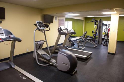 Imagen general del Hotel Country Inn & Suites By Radisson, Traverse City, MI. Foto 10