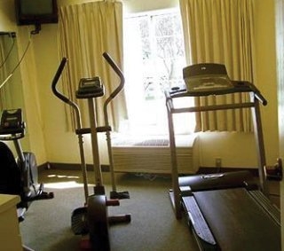 Imagen de los exteriores del Hotel Country Inn & Suites - Grand Rapids. Foto 2