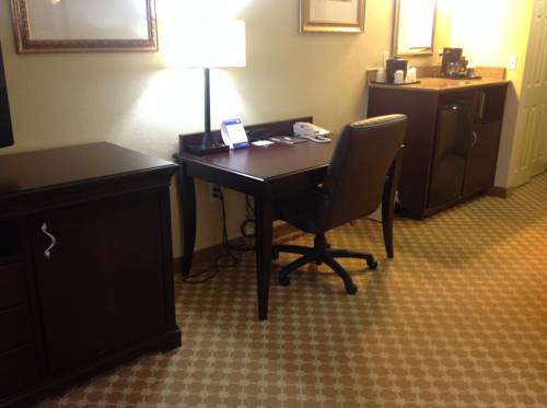 Imagen de la habitación del Hotel Country Inn & Suites by Radisson, Bradenton-Lakewood-Ranch, FL. Foto 6