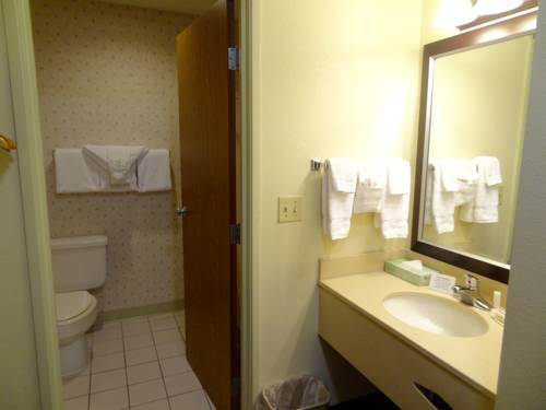 Imagen de la habitación del Hotel Country Inn & Suites by Radisson, Coeur d'Alene. Foto 5