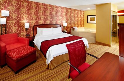 Imagen de la habitación del Hotel Country Inn & Suites by Radisson, Convention Center. Foto 4