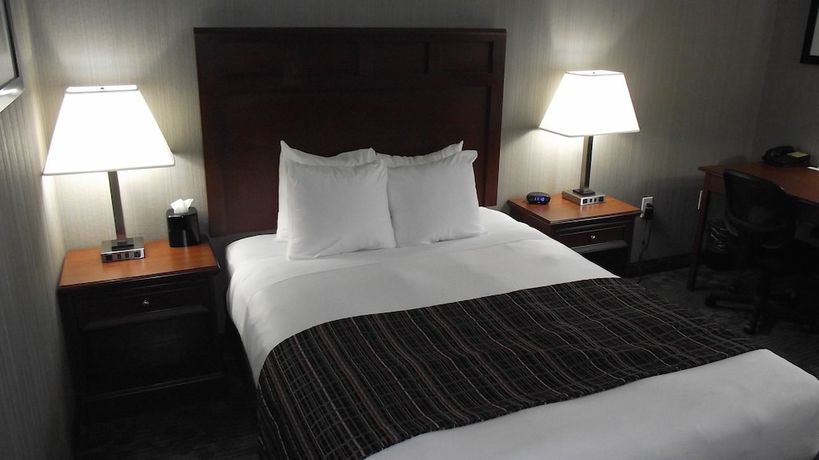 Imagen de la habitación del Hotel Country Inn & Suites by Radisson, Delta Park North Portland. Foto 2