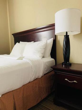 Imagen de la habitación del Hotel Country Inn & Suites by Radisson, Ithaca, NY. Foto 14