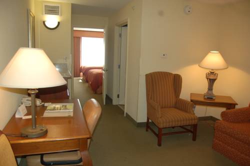 Imagen de la habitación del Hotel Country Inn & Suites by Radisson, Lake George (Queensbury), NY. Foto 11