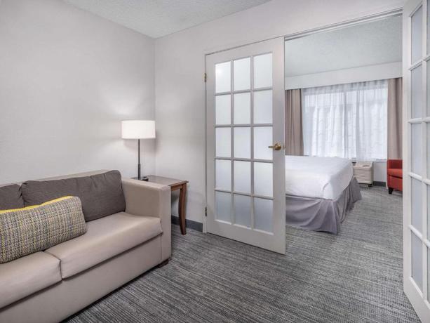 Imagen de la habitación del Hotel Country Inn & Suites by Radisson, Maumee - Toledo. Foto 10