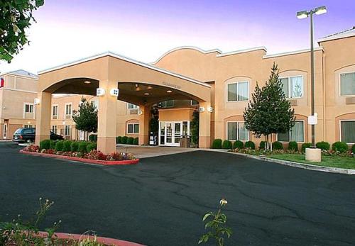 Imagen general del Hotel Country Inn & Suites by Radisson, Modesto/Salida. Foto 1
