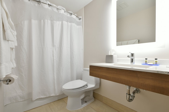 Imagen de la habitación del Hotel Country Inn & Suites by Radisson, Staten Island. Foto 17