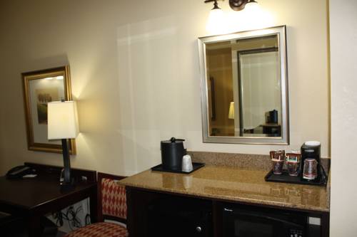 Imagen general del Hotel Country Inn & Suites by Radisson, Tampa Airport North, FL. Foto 1
